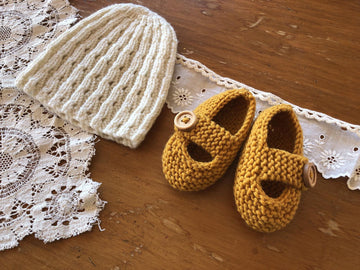 Princess Nova Beanie and Shoes - Bc77