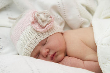 Primrose Hat Baby Cakes by Little Cupcakes - Bc17