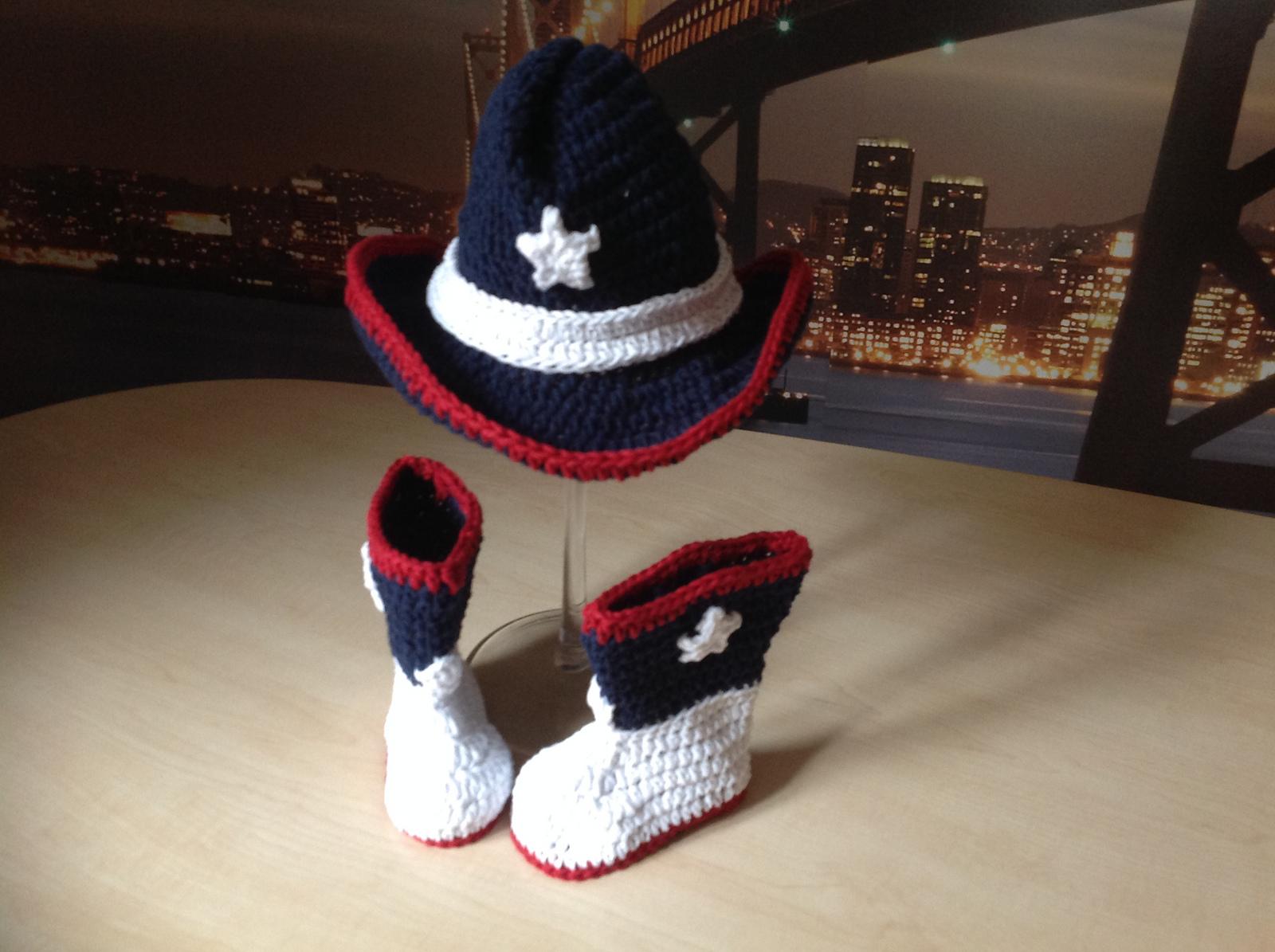 Baby Boot & Hat Set N 283