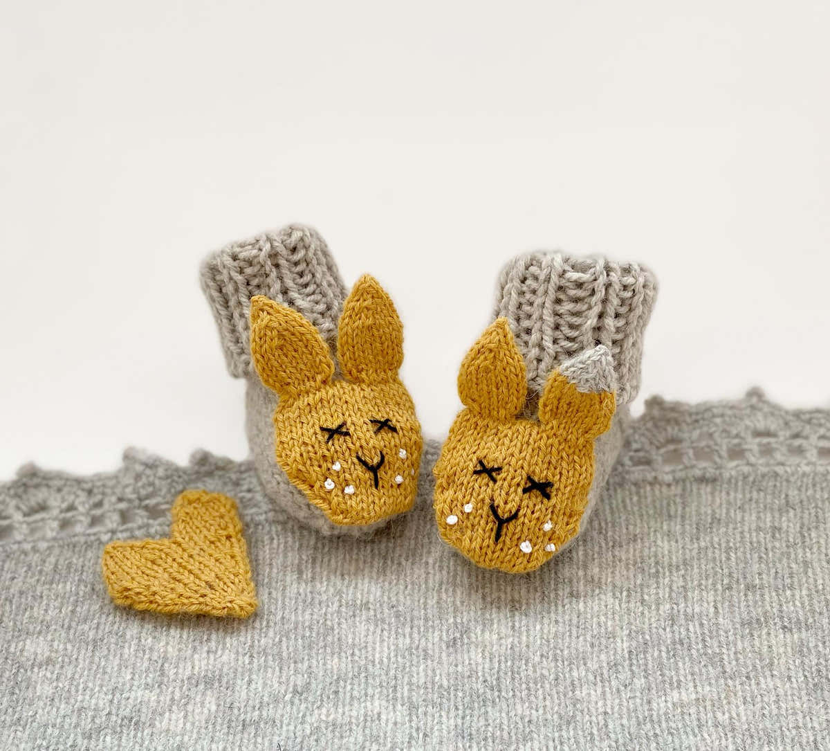 Bunny baby socks
