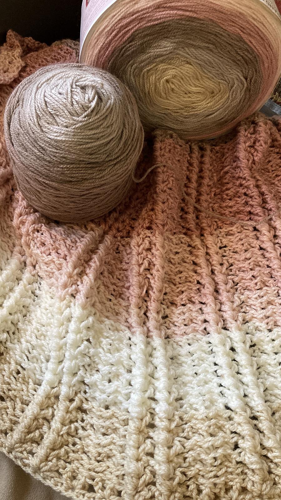 Blushing Lady Hygge Blanket