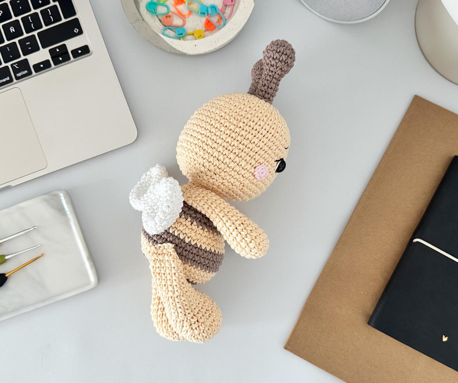 Bee Amigurumi Crochet Pattern PDF – Bee Soft Toy, Stuffed Animal Tutorial