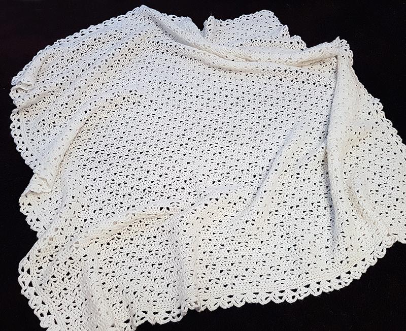 Easy Lace Crochet Baby Blanket Pattern – Written Row by Row + Chart