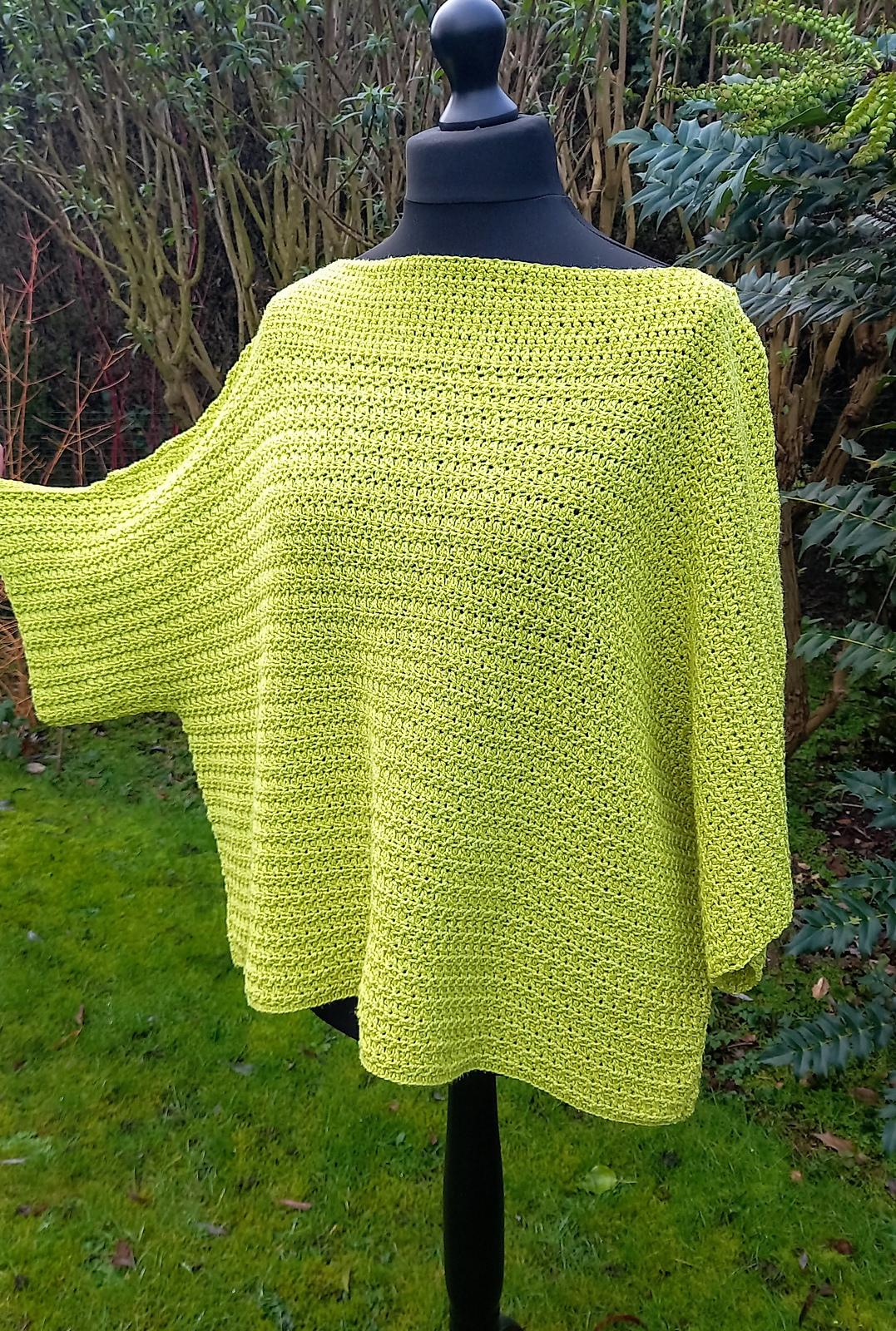 Pistachio Breeze Top