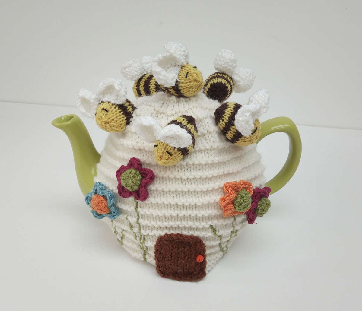 Busy Bees Tea Cosy