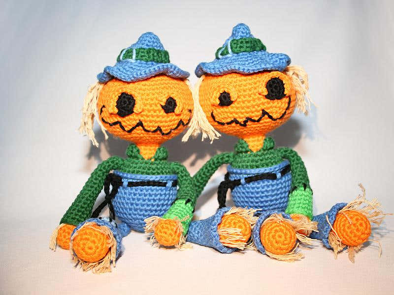 Scarekin (Pumpkin Scarecrow) - Amigurumi