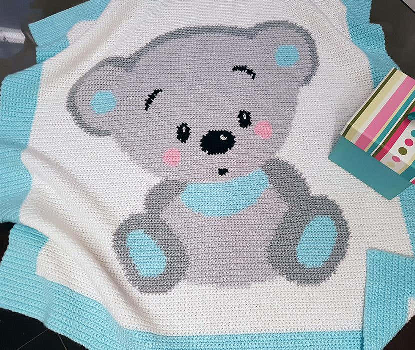Cuddles Bear Crochet Baby Blanket Pattern – Written Row by Row + Chart